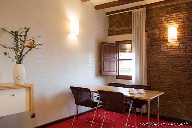 Apartamentos La Casa De Les Lletres Barcelone Restaurant photo